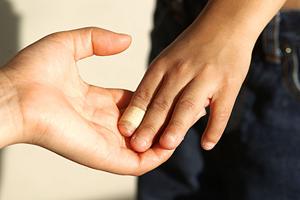 江東区の暮らしを快適に！リウマチに効果的な生活習慣とは？
